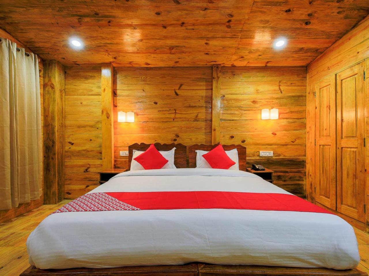Resort Brushwood Villa- And Bar