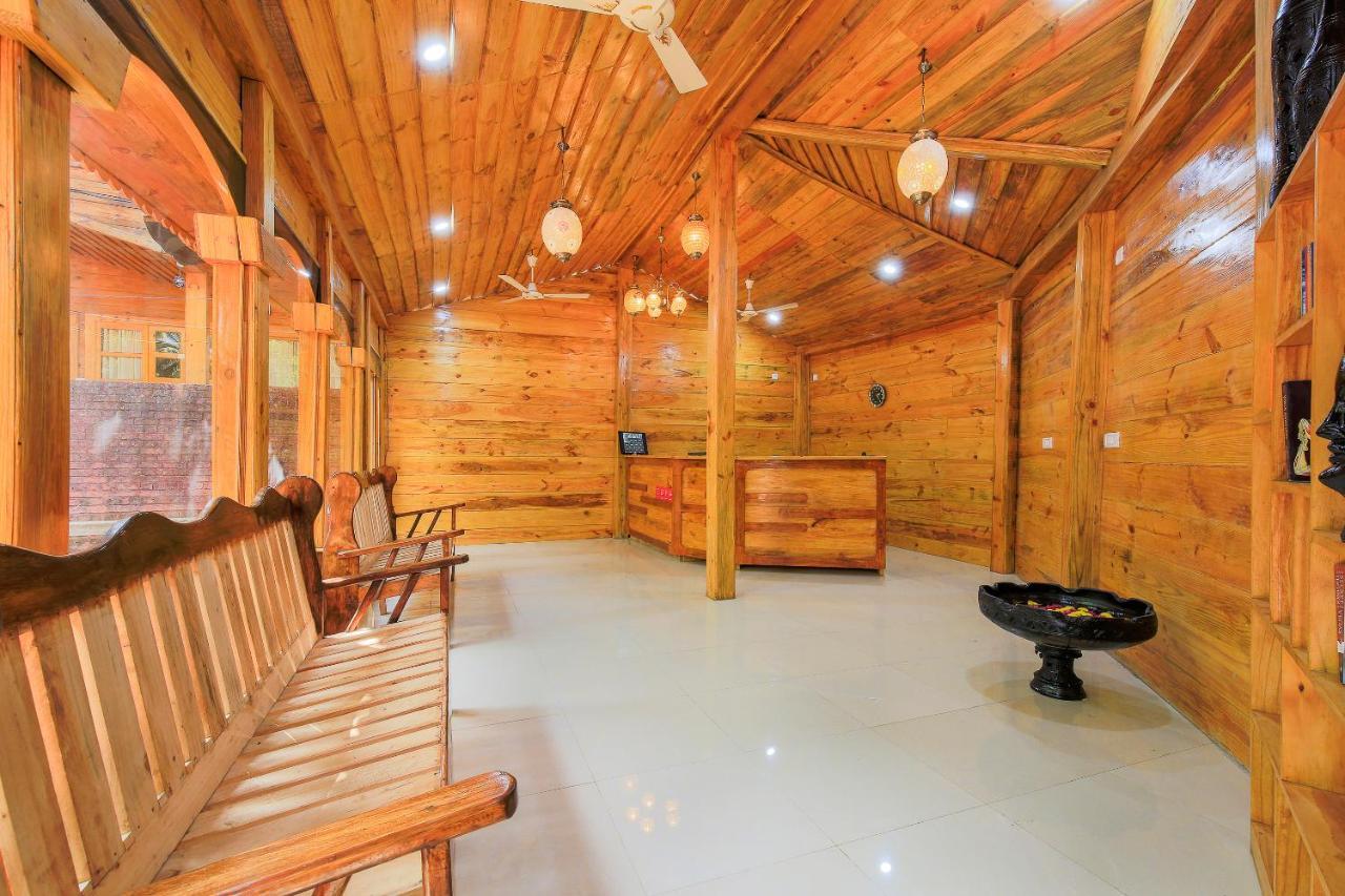Resort Brushwood Villa- And Bar Palolem